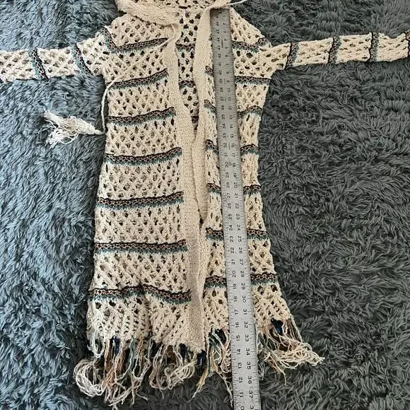 Free People Crochet Sunblock Cardigan Duster Sweater Bohemian Fringe Hippie - Picture 5 of 7